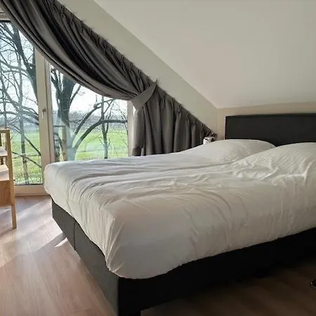 Met Hottub | 5 Personen * Wekerom