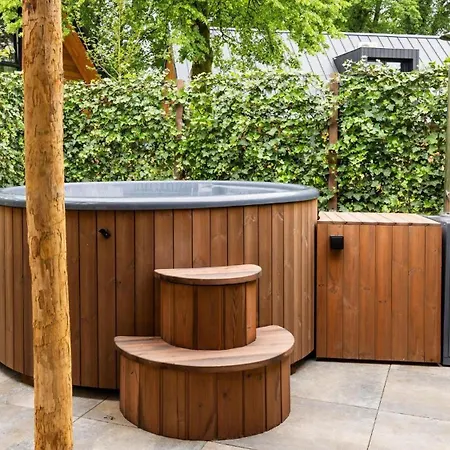 Met Hottub | 5 Personen Villa
